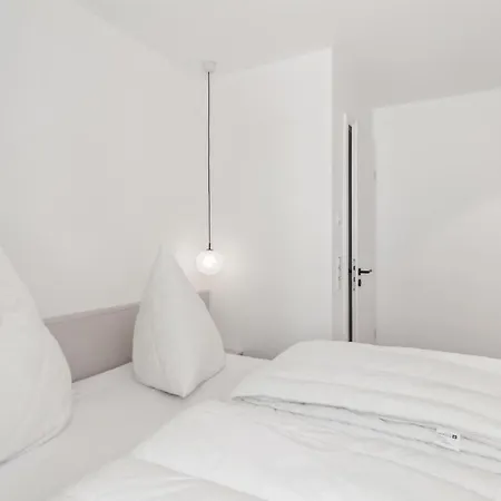 1 Bedroom Amazing In Tossens Daire *